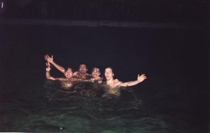 rave5.jpg (8474 bytes)